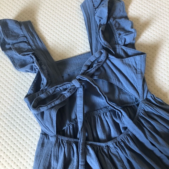 SHEIN Ruffle Dress - Picture 4 of 6